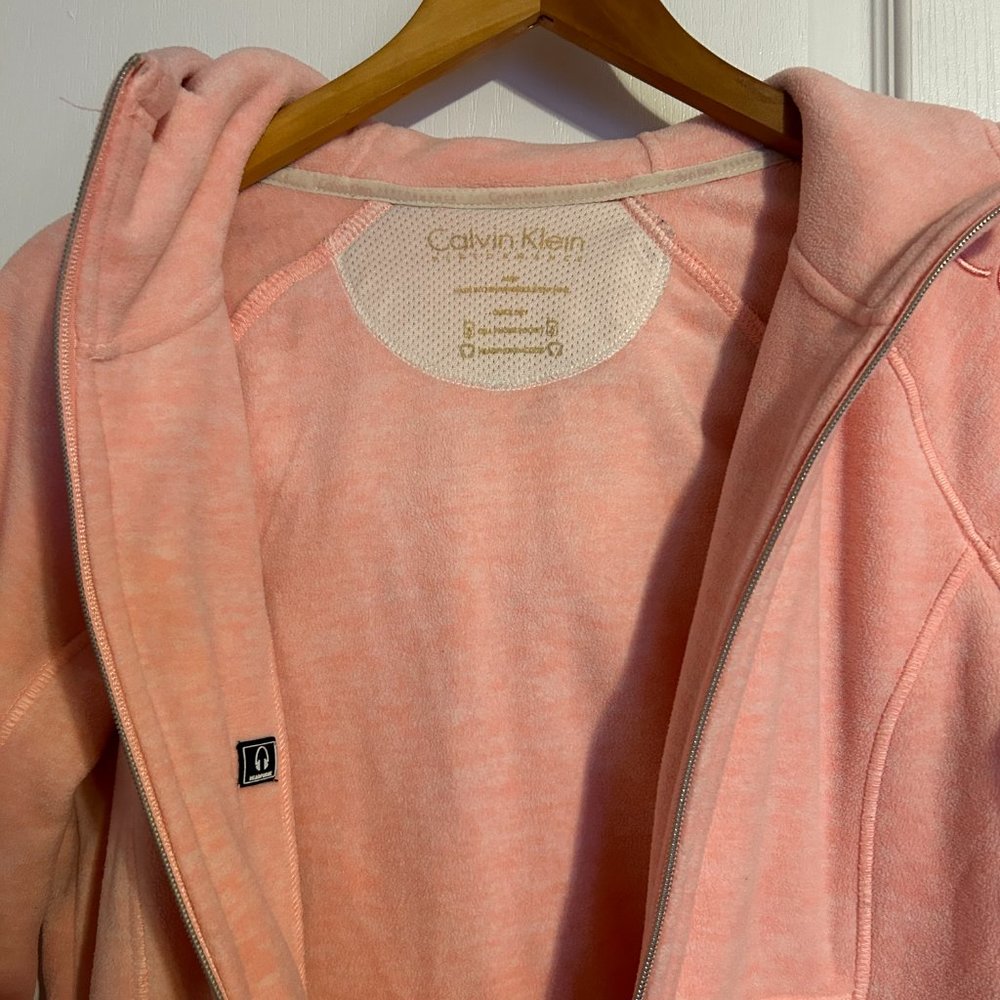 Calvin Klein Sweater - Picture 3 of 5